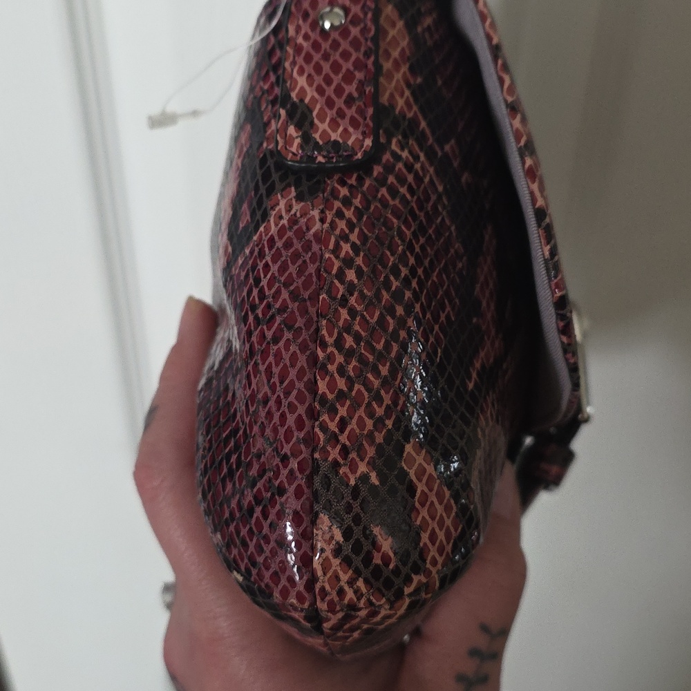 Coach Soho Python Embossed Crossbody/Shoulder Bag in Burgundy Leather - Picture 4 of 12